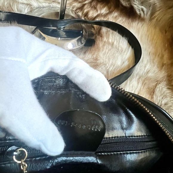 Gucci Vintage Patent Bamboo Shoulder Bag - Picture 9 of 13